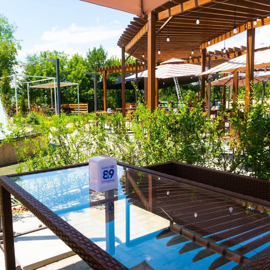 Alpen Park Hotel Shymkent Exterior photo